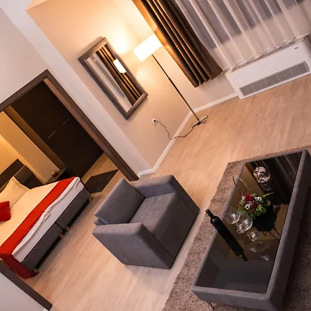 Opera House 4*