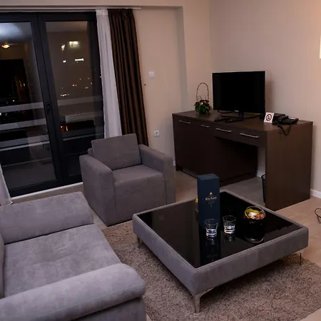 Opera House 4*